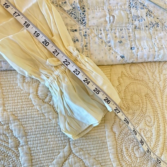 NWT WeWoreWhat boho ruffle peasant sleeve blouse lightweight cream women’s large - Picture 6 of 10